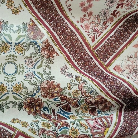 Flower Cover Up - Picture 4 of 8